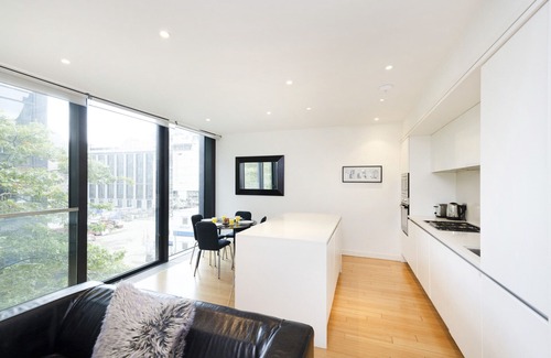 Laurieston Apartamento | Elegant 2-bed flat near The Meadows w/ parking