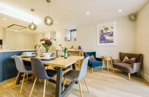 Cotham Apartamento | Elegant 2-Bed Luxury Apartment - Prime Location