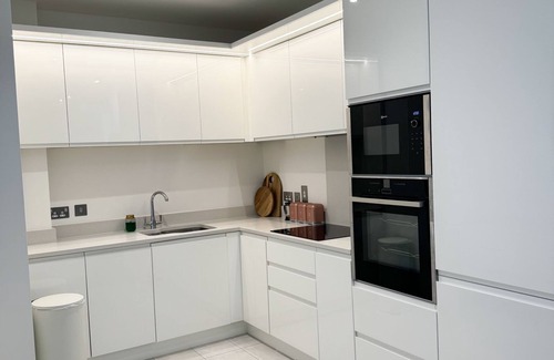 North Wall Apartamento | Elegant 2 Bedroom Apartment in Grand Canal