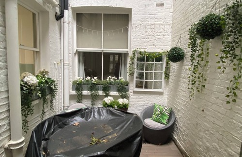 Campden Apartamento | Elegant 2BD Flat, 5 Mins to Kensington Gardens