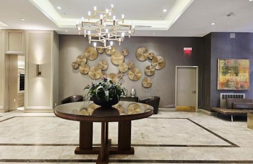 Bloor-Yorkville Apartamento | Elegant 2BR & 2BA Retreat in Prime Yorkville, Downtown