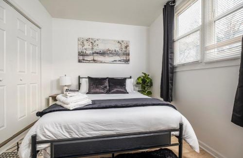 Trinidad Apartamento | Elegant 2BR Near DC Sights & H Street