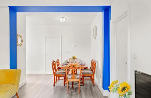 Turkey Street Apartamento | Elegant 3-bed apartment with FREE onsite PARKING in Enfield - Out door Patio - Big savings on Longer Stays