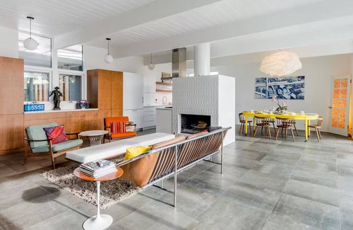 Highlands-Baywood Park Casa | Elegant 3-BR Escape w/ Backyard near Western Hills