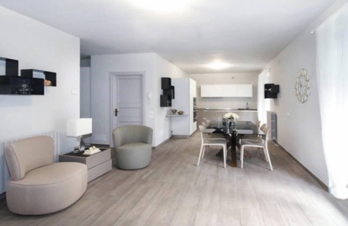 Colico Piano Villa | Elegant 3-Level Lake Villa with Pool, Garden & Panoramic Penthouse Terrace