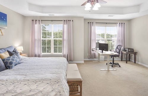 Huntersville Casa | Elegant 3400 sqf Home