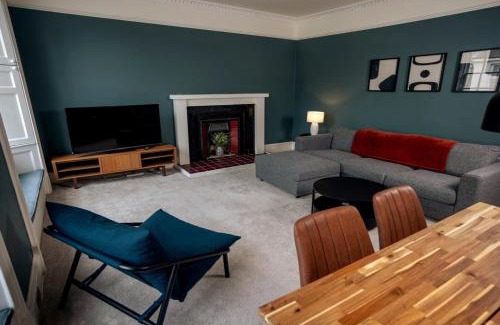 Perth Apartamento | Elegant 3BD Georgian Retreat in Perth City Centre