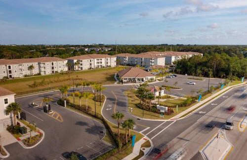 Melbourne Apartamento | Elegant 3BR/2BA Condo Near Beaches & Attractions