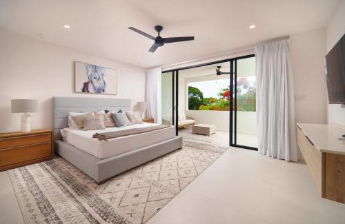 Lower Carlton Beach Casa | Elegant 3BR Pool Villa Beach 5min Holetown
