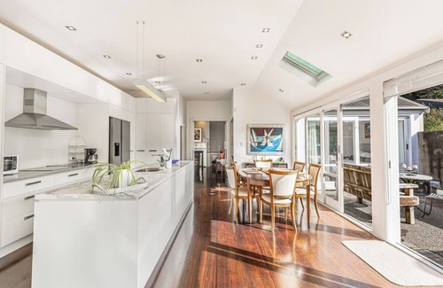 Epsom Casa | Elegant 3BR Villa with Private Pool