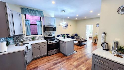 Queens Apartamento | Elegant 4 Br NearJFK/LGA Airports & Resorts Casino