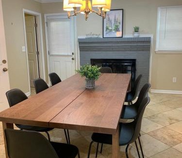 Stone Mountain Casa | Elegant 4BDR Atlanta Home Perfect for Families