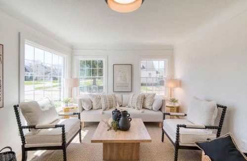 Parma Casa | Elegant 4BR Deck & Office