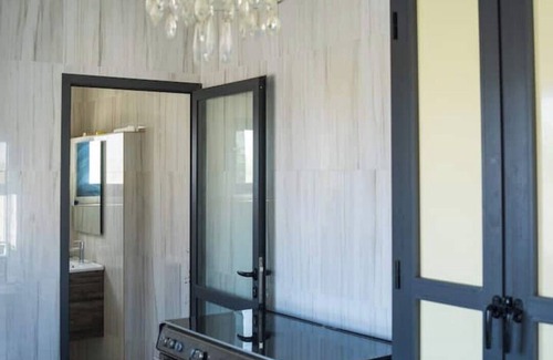 Ngaparou Villa | Elegant 4BR Oasis w/ pool, piano & rooftop with jacuzzi in peaceful Ngaparou