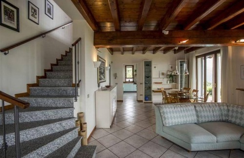 Arona Villa | Elegante villa de 5½ habitaciones con piscina infinita y vista de ensueño