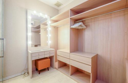Senayan Apartamento | Elegant and Comfort 2BR Apartment at FX Residence By Travelio