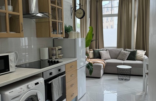 Camden Town Apartamento | Elegant and Stylish 2BD / 2BA Flat near King’s Cross