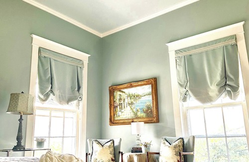 Lancaster Otro | Elegant and unique Farmhouse full of southern charm!