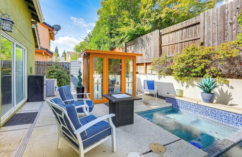 Antelope Casa | Elegant Antelope Home w/Pool, Spa & Sauna!