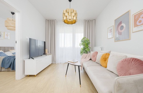 Wlochy Apartamento | Elegant Apartment Warsaw by Renters
