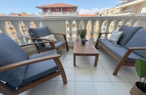 Les Baumettes Apartamento | Elegant Apartment with Sea View and Swimming pool