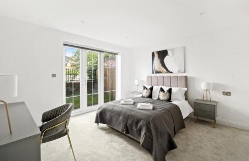 Staines Apartamento | Elegant Apartments in Staines l Free Onsite Parking