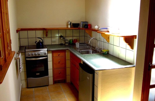 Pasajcap Apartamento | Elegante Apt + Atitlan / Volcano Views @ 7 Volcanes