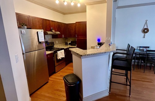 Lindridge-Martin Manor Apartamento | Elegant Apt w/ Free Parking Ideal For Long Stays!