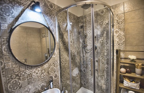 Historical Downtown Salerno Cama Y Desayuno | Elegant B&B Il Vicolo storico