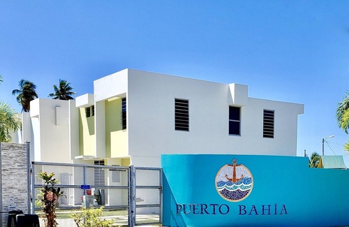 Ensenada Casa | Perfect Beach House - Piscina y bañera de hidromasaje - A pie de playa y en todas partes.