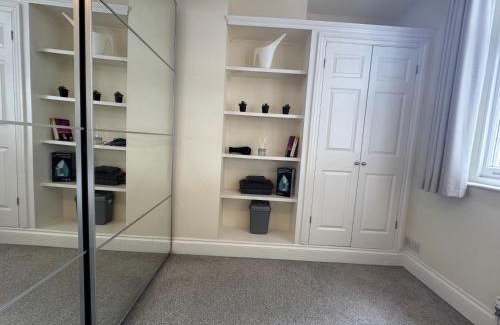 London Borough of Bromley Apartamento | Elegant Boutique Flat in Historic Chislehurst