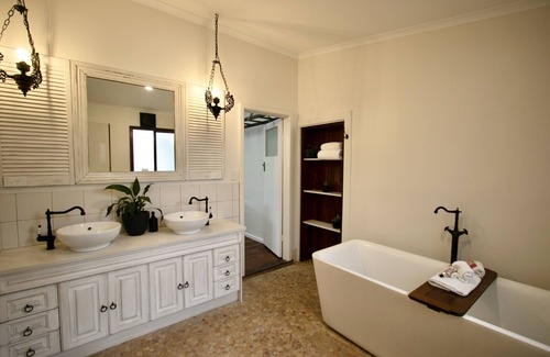 Cowaramup Cama Y Desayuno | Elegant boutique guesthouse in the heart of the Margaret River Wine Region