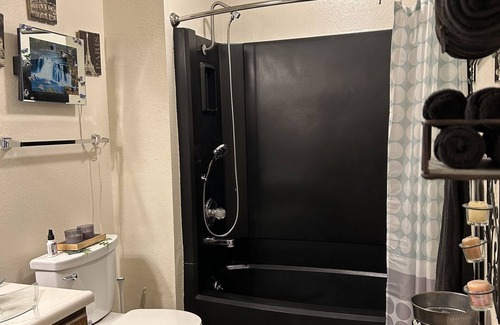 Gillette Apartamento | Elegant ,but cozy apartment within walking distance of lots of great places .