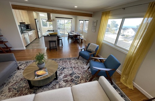El Granada Casa | Elegant but practical retreat to maximize your enjoyment in beautiful HMB