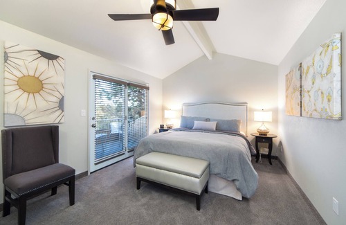 Redmond Hotel | Elegant Canyon Rim Retreat & Spa | 2 Units | Near Eagle Crest Golf Course