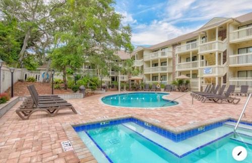 Cherry Grove Beach Apartamento | Elegant Coastal Getaway Spacious 3BR Chelsea House