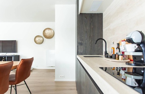Albertstrand Apartamento | Elegant Coastal Retreat in Knokke-Heist