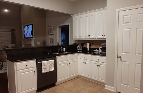 Aiken Casa | Elegant Comfortable Home w/Charming Garden Near Downtown Aiken