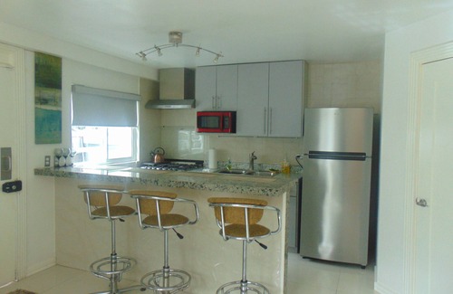 Tijuana Casa | Elegant cozy townhome with AC in vibrant Tijuana Zona Rio Excellent Location