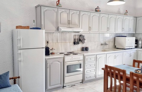 Megas Yialos-Nites Villa | Elegante casa de las Cícladas en un pequeño pueblo