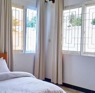 Kunduchi Apartamento | Elegant Dar Suburb Hideaway2