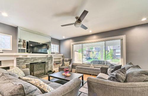 New Center Detroit Casa | Elegant Detroit Home with Yard about 5 Mi to Dtwn!