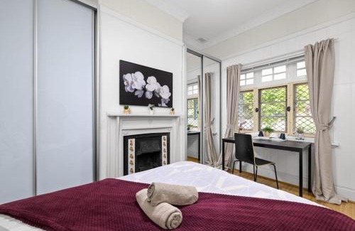 Lidcombe Casa | Elegant Double Room Lidcombe - Close to Transport & Shops - Shared Bathroom