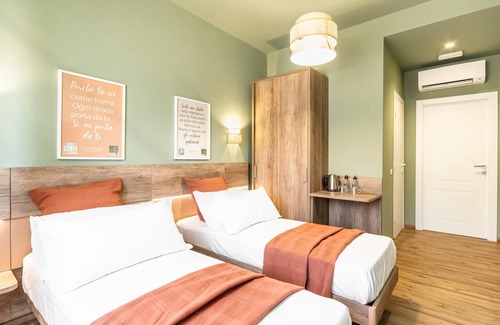 Tuscolano Apartamento | Elegant Double Room in the Heart of the Peaceful Colli Albani Area