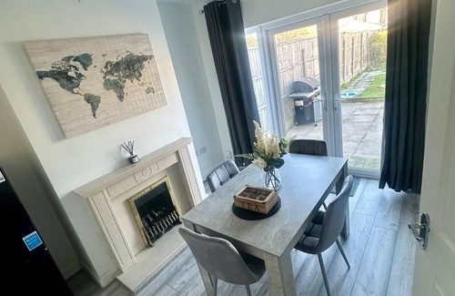 Bilston Casa | Elegant Escape