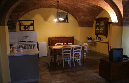 Montaione Otro | Escapada elegante en la Toscana