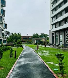 Lahore Apartamento | Elegant Estates Penta Square Apartments