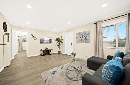 Alhambra Casa | Elegant Exclusive Escape In Downtown Los Angeles