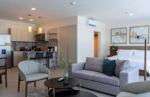 Costa del Este Apartamento | Elegant Executive Studio with Ocean Views in Panama City