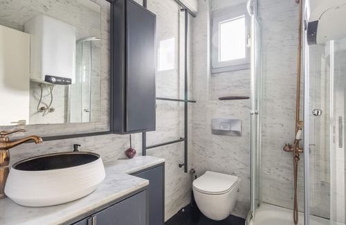 Nisantasi Apartamento | Elegant Flat 3 min to City's Mall in Nisantasi